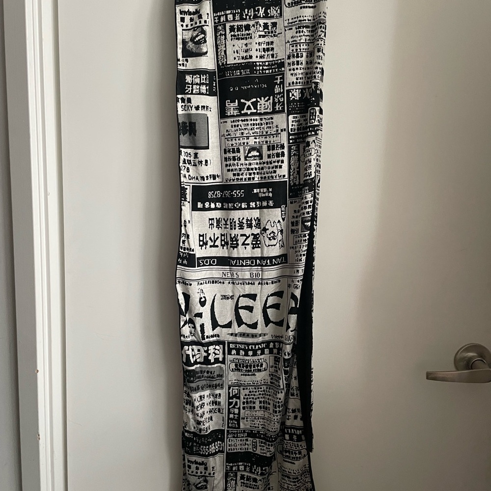 Betsey Johnston Scarf Stole Newspaper Print Asian Print